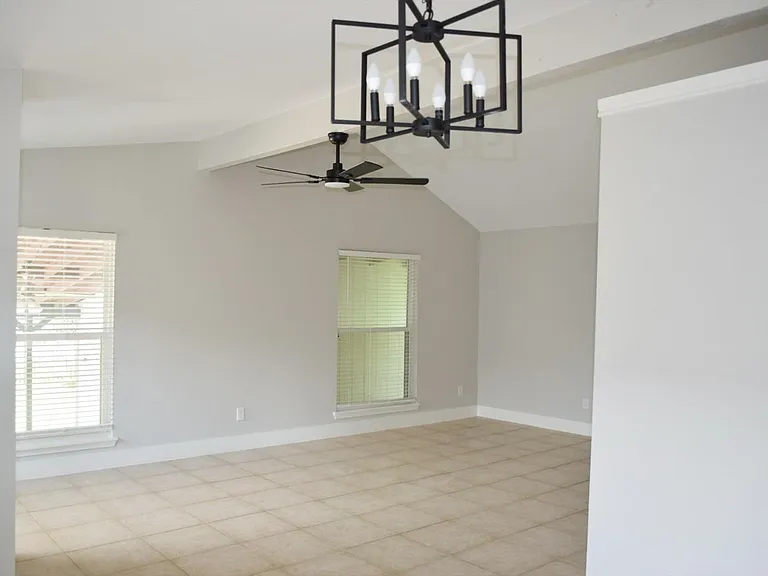 2324 Peppermill Rd — Photo 6