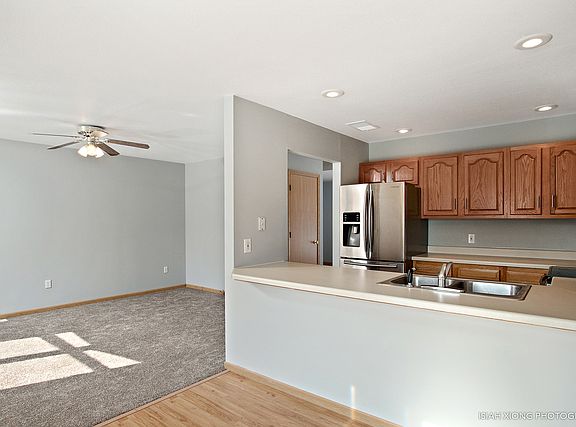 5th image of 1336 E Arnold St #1336