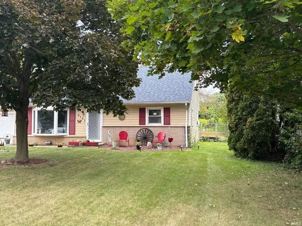 2721 Bellevue Dr, Fort Wayne, IN 46825