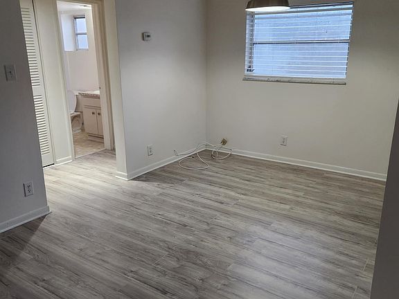 2nd image of 215 NW 25th St APT 2