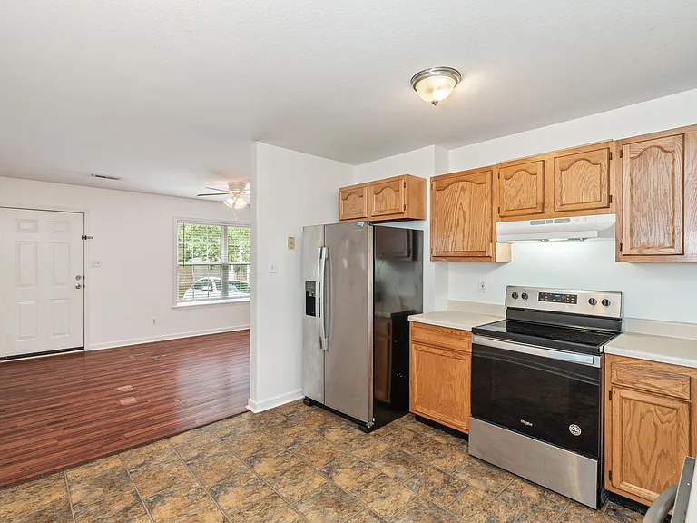 3518 Acorn Woods Way — Photo 8