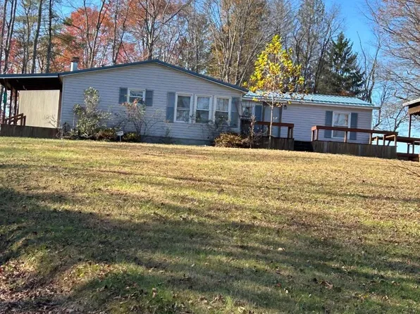31 Waterloo Rd, French Creek, WV 26218