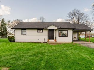 8109 Titus Rd, Oak Harbor, OH 43449