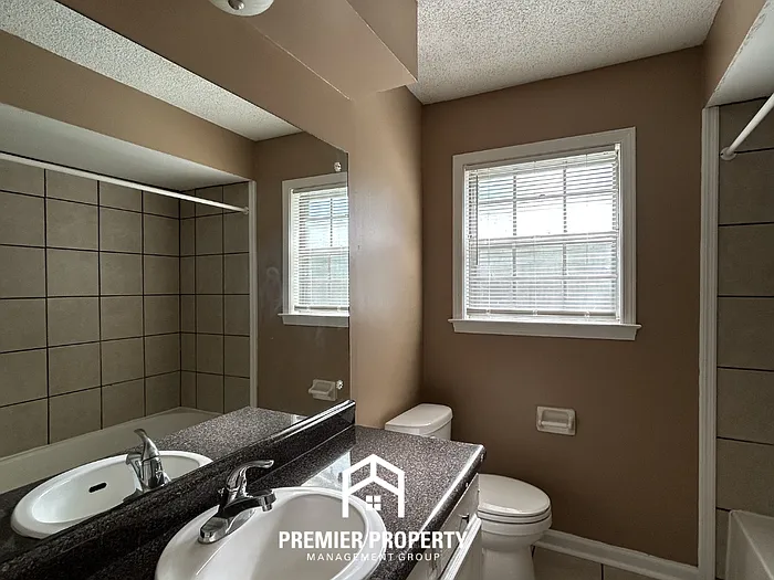 8141 Misty Meadows Ln — Photo 13