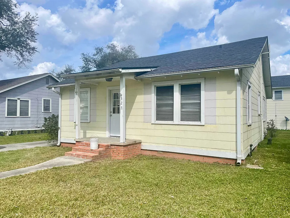 327 Morningside Dr