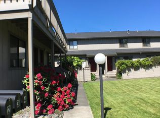 875 J St APT 3, Arcata, CA 95521