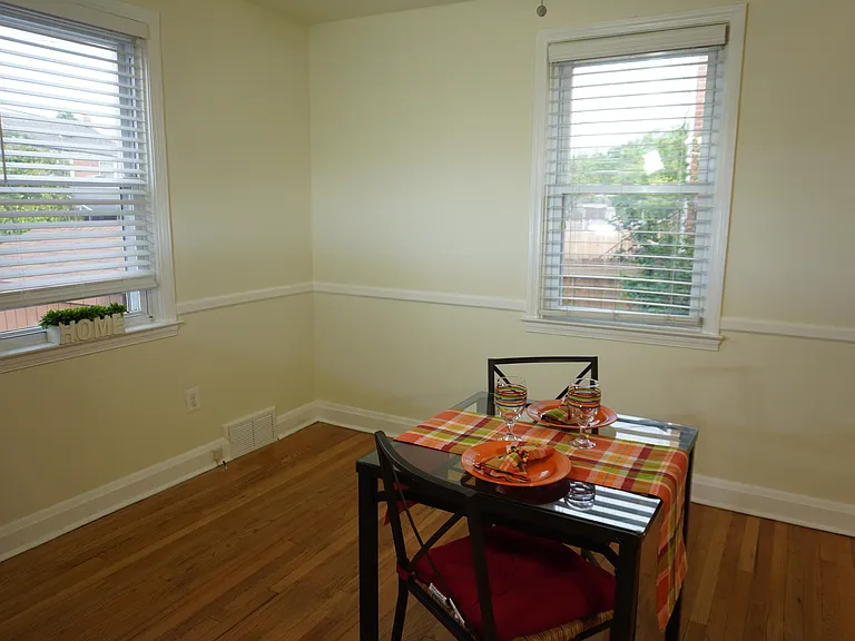 1710 Weston Ave — Photo 8