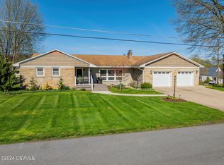 3 Avon Ave, Bloomsburg, PA 17815