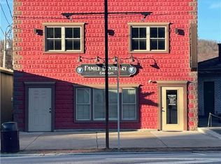 125 E Main St, Evans City, PA 16033