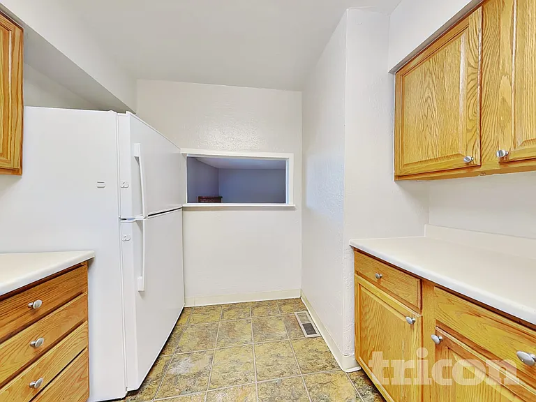 1645 Vance Way — Photo 6