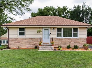 130 Allview Dr SW, Cedar Rapids, IA 52404