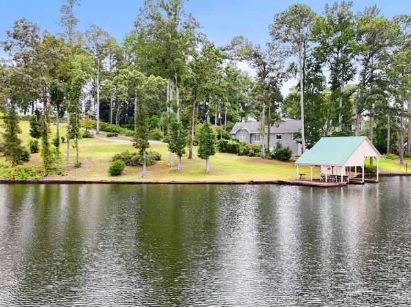 3272 S Bay Dr, Jonesboro, GA 30236