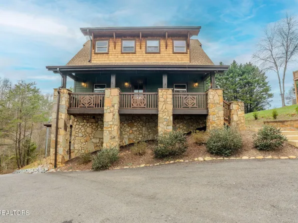 615 Rainbow Rd, Sevierville, TN 37862