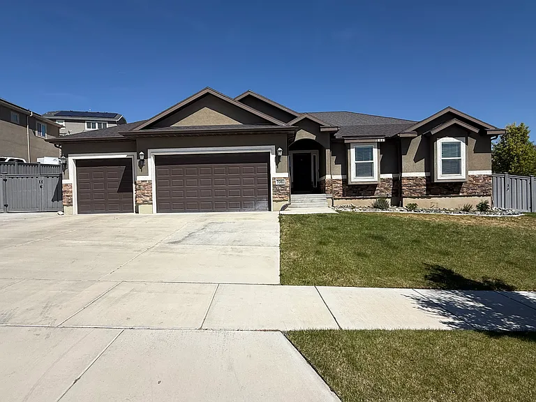 7081 N Hollow View Ct — Photo 29