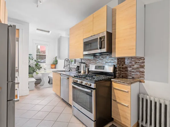 25 75th Street image 12 of 37