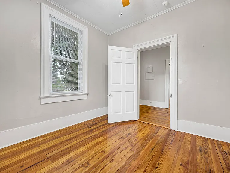 614 Heidt St — Photo 24