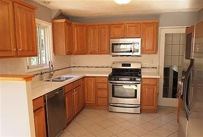 5th image of 3S038 Sequoia Dr