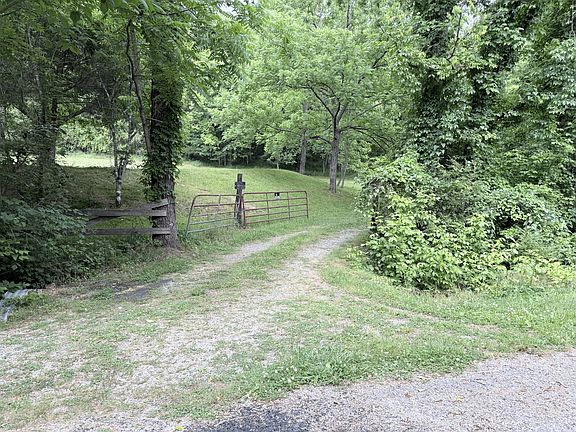 2nd image of 0 Hidden Valley Rd