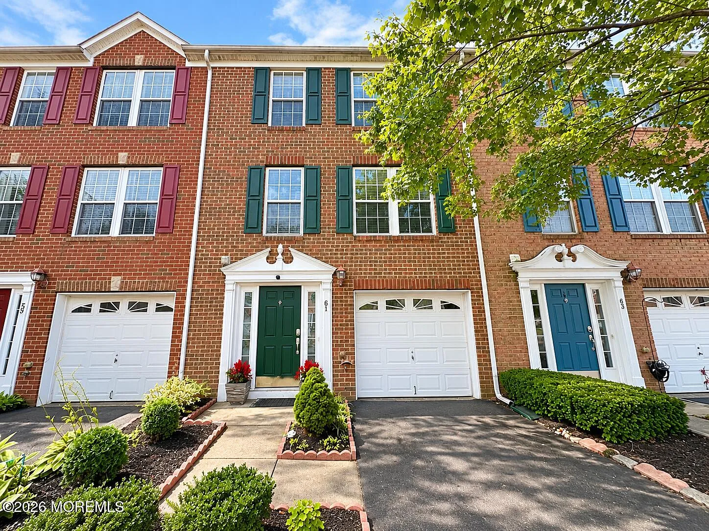 3 bed, 2.5 bath, 1640 sqft, $3,500 — Photo 1