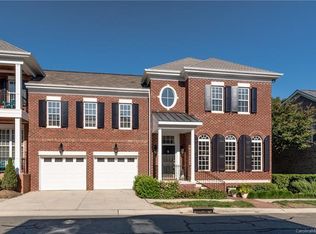 6629 Wakehurst Rd, Charlotte, NC 28226