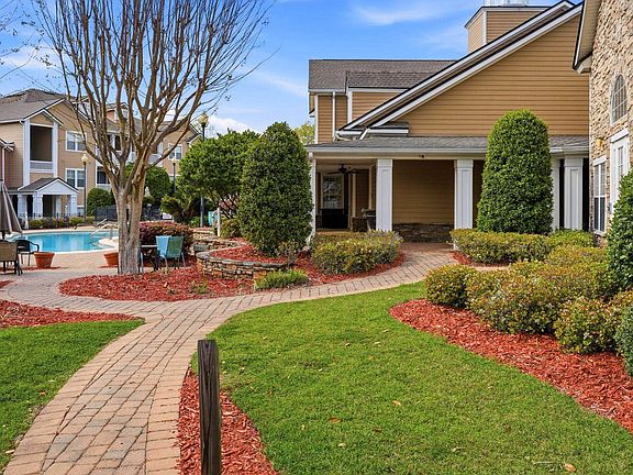 2nd image of 2801 Chancellorsville Dr APT 117