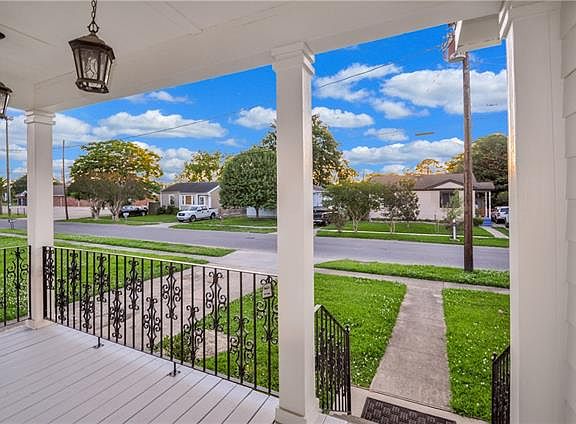 3rd image of 2709 Palmetto St