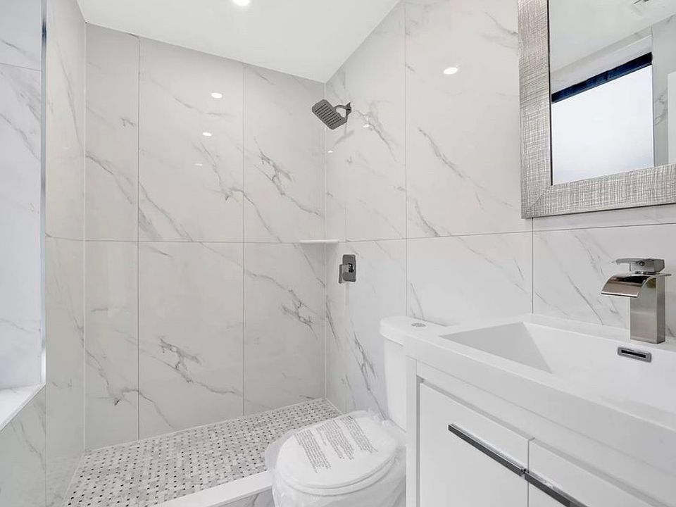 1st image of 718 Shepherd Ave Floor 1