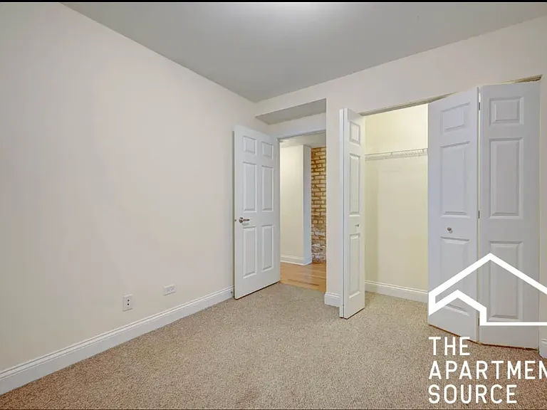 2830 N Albany Ave #G — Photo 9