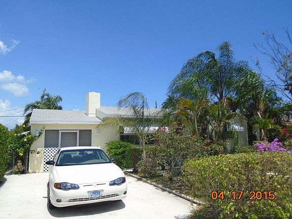 5th image of 369 Alhambra Pl