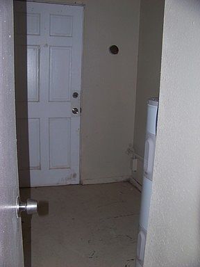 3rd image of 1509 W Lowry Ave APT A