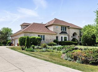 14N924 White Pines Ln, Hampshire, IL 60140