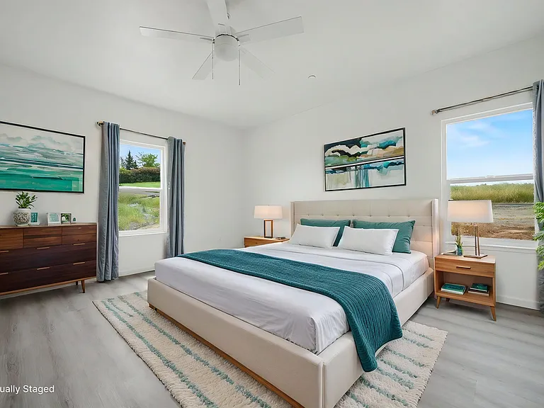 2426 Village Dr — Photo 33