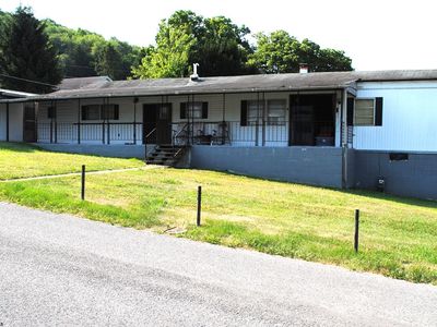 137 1/2 Wolfe Aly, Philippi, WV, 26416