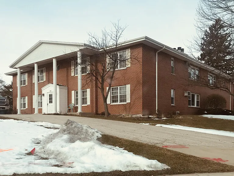 3202 Superior Ave — Photo 12