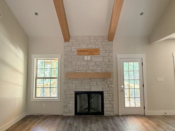 5th image of 4447 Baggett Hollow Rd