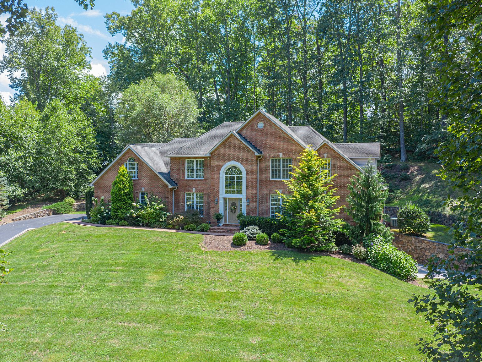 548 Grandview Dr, Troutville, VA 24175 | Zillow