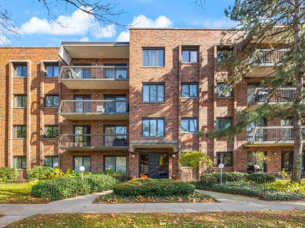 9201 Drake Ave APT 109, Evanston, IL 60203