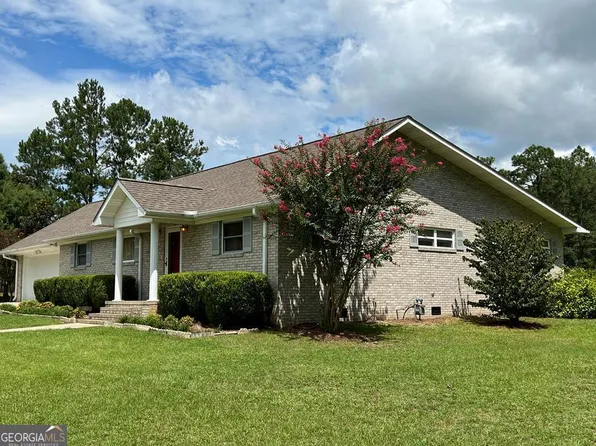 840 W Main St, Uvalda, GA 30473