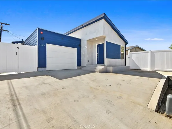 11861 S San Pedro St, Los Angeles, CA 90061
