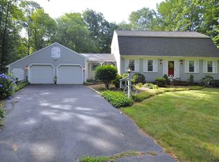 35 Tiffany Cir, West Bridgewater, MA 02379