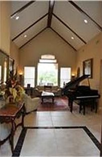 5th image of 4010 River Forest Dr