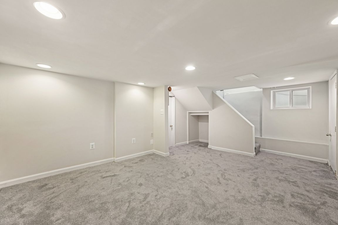 next background image