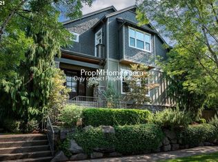 6425 SW Bancroft St, Portland, OR 97221