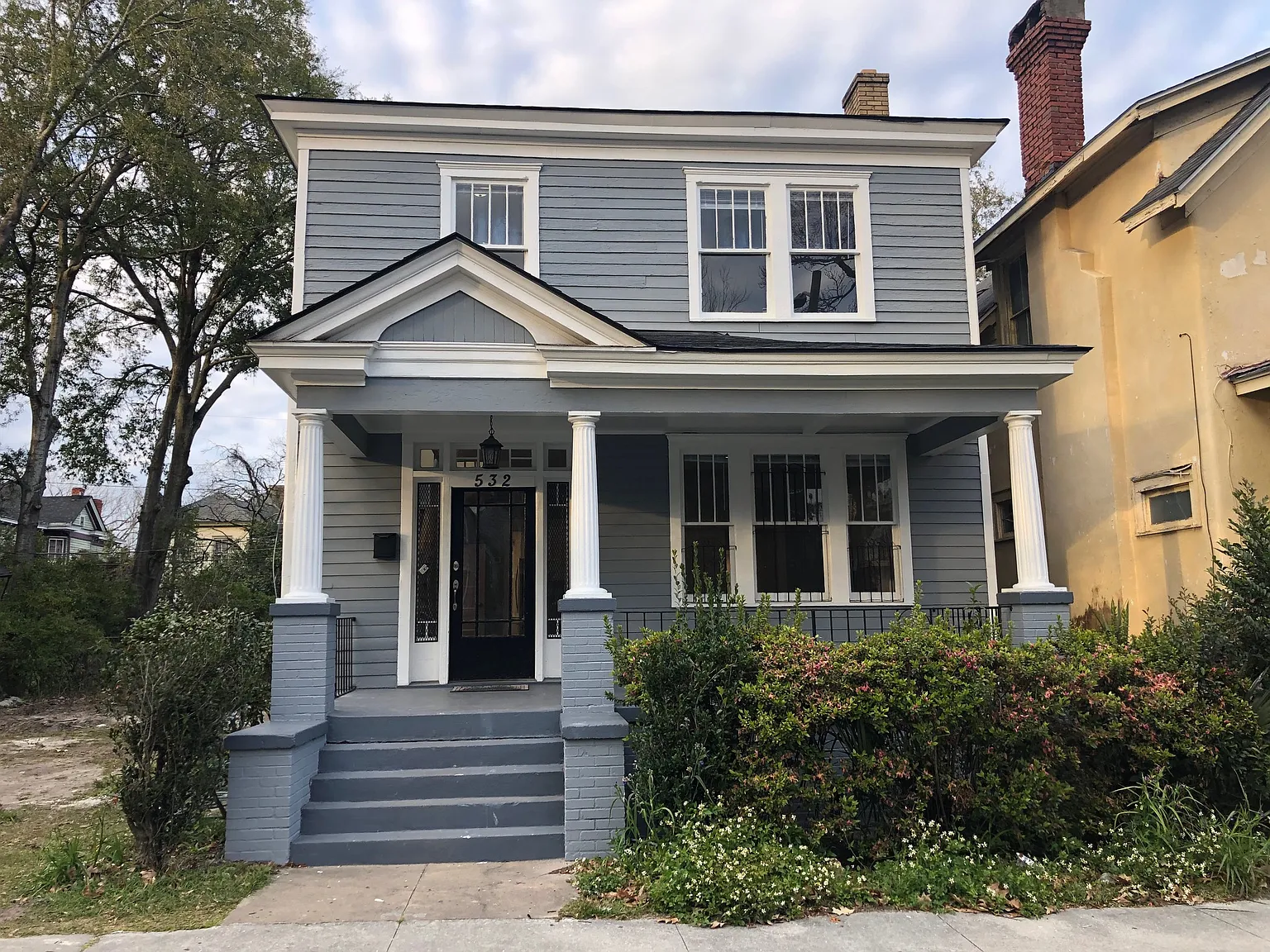 532 East Park - Room 1 — Photo 1