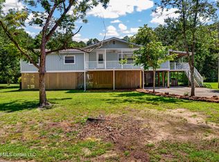 2205 Guillotteville Rd, Gautier, MS 39553
