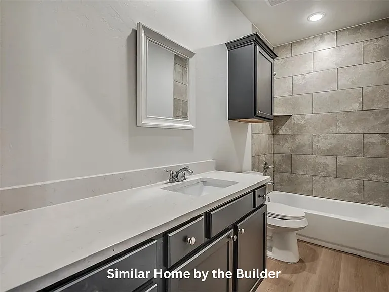927 SW 29th St — Photo 9