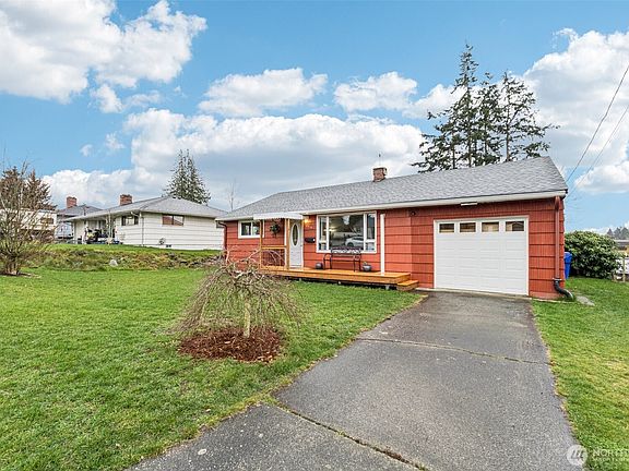 2nd image of 2314 8th Street