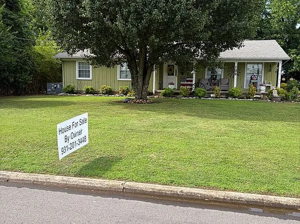 132 Jackson St, Lawrenceburg, TN 38464