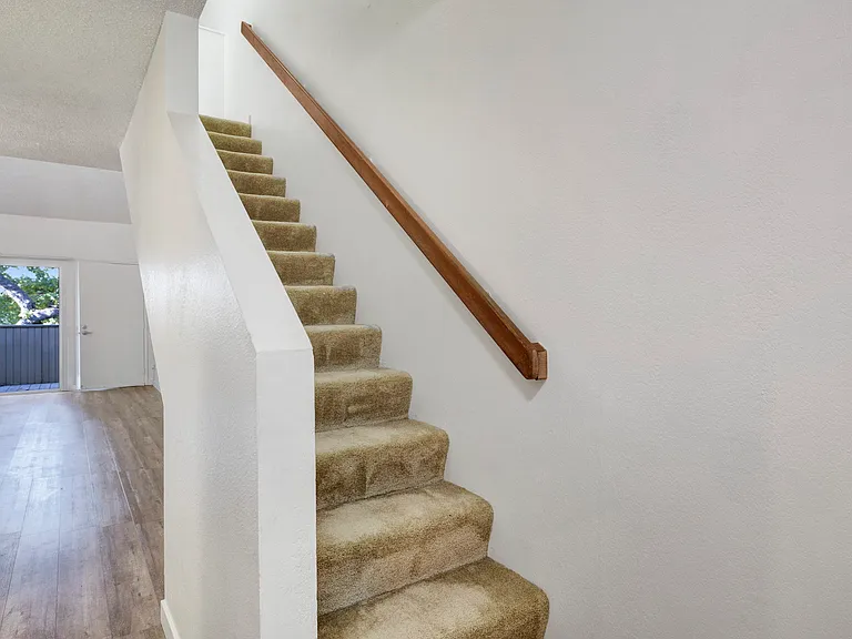 WoodAcre Apartments — Photo 48