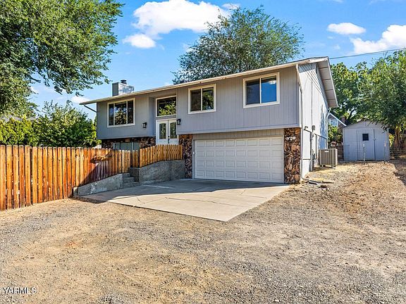 2nd image of 3209 Tieton Dr